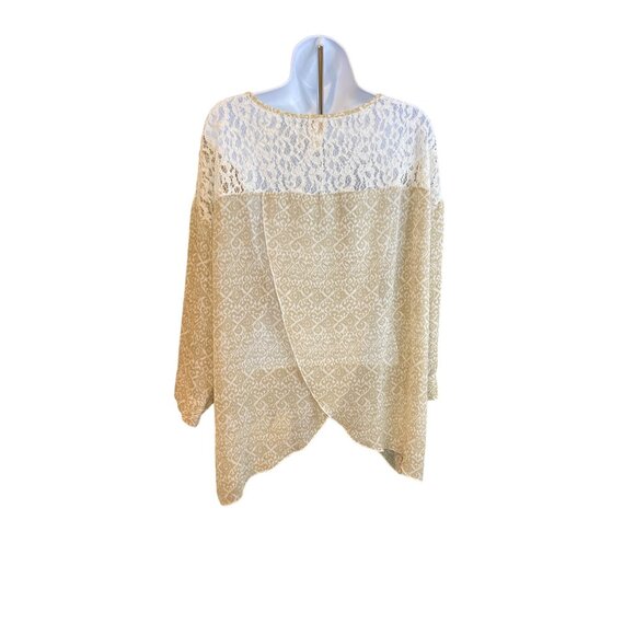 Chicos Blouse Womens Size 2 Large Tan Lace Shoulders Back 3/4 Sleeve Lagenlook - Picture 2 of 5